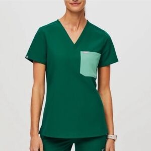 NWT Figs Catarina Hunter Green Rare (XXS)